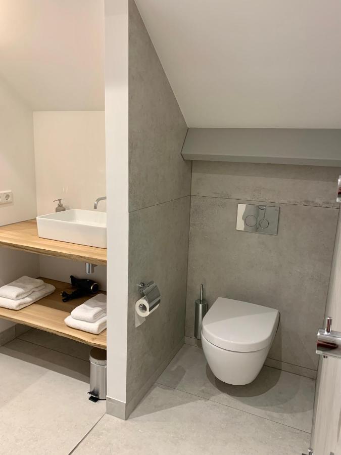 Bed & Breakfast Karakter Den Dungen Екстериор снимка